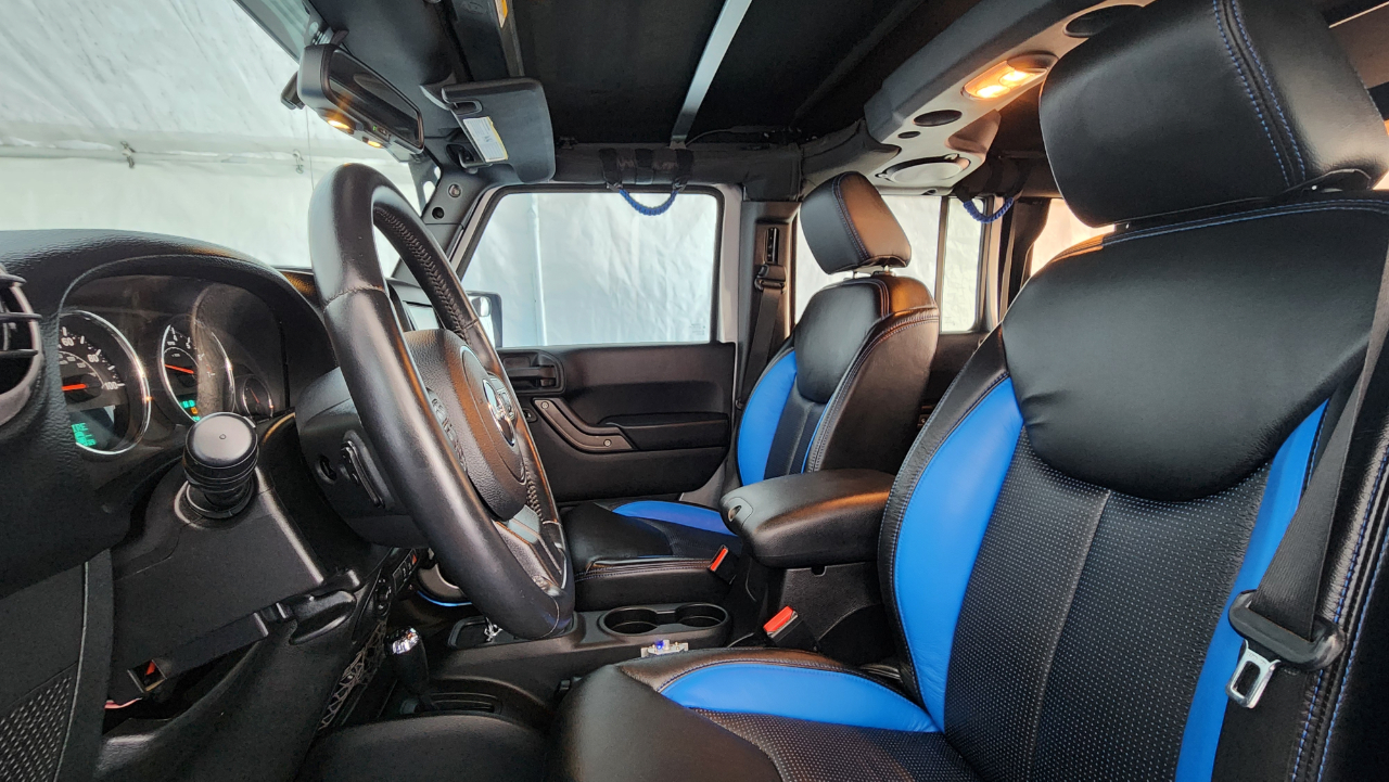 Jeep Wrangler Unlimited  2013