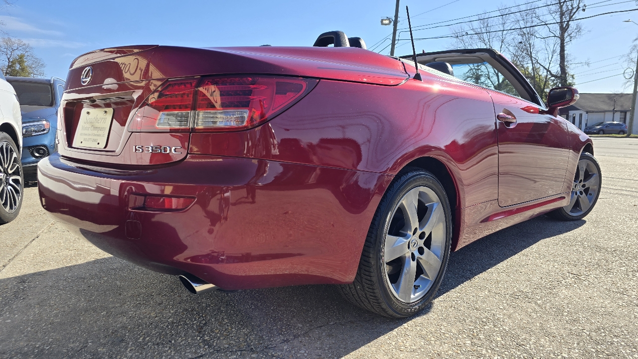 Lexus IS 350C  2010