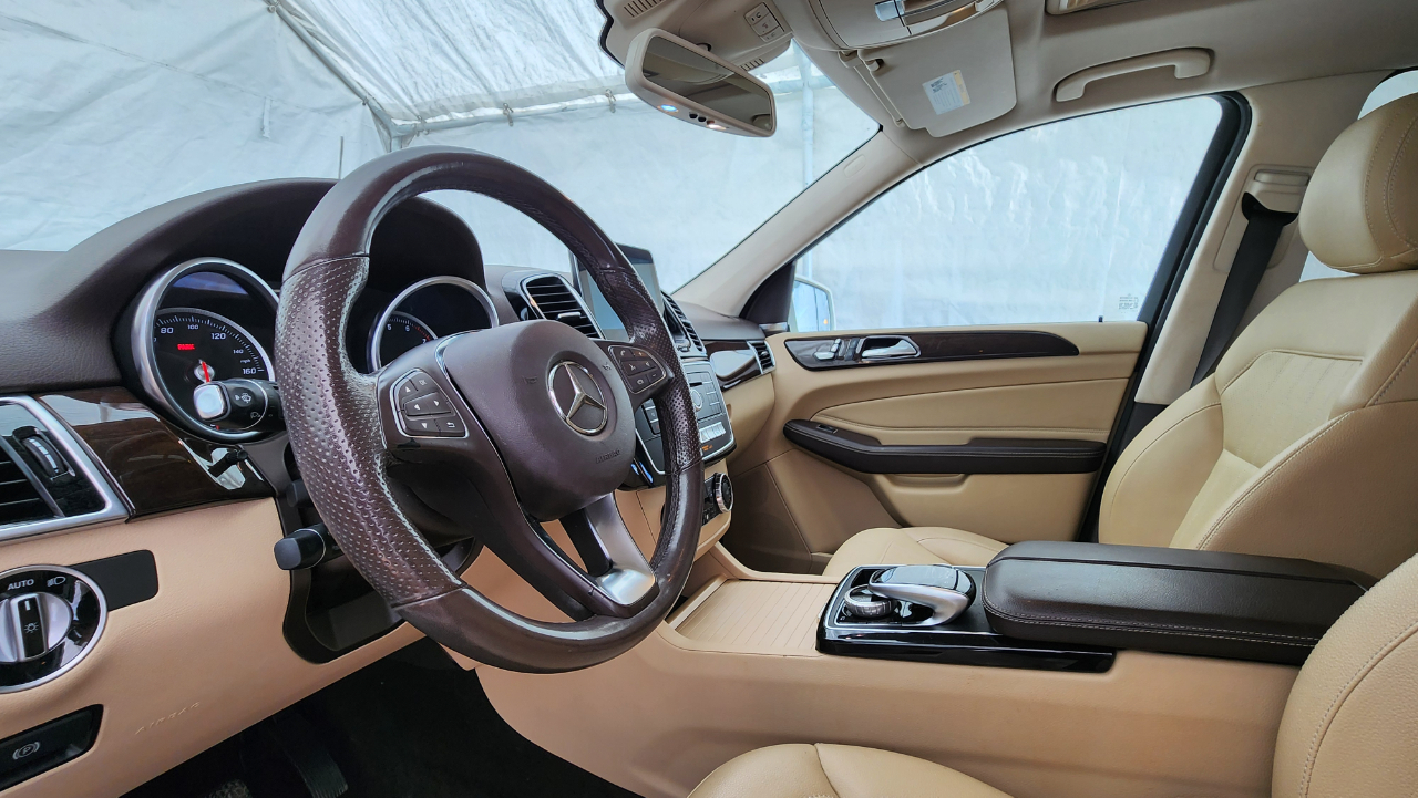 Mercedes-Benz GLE  2017