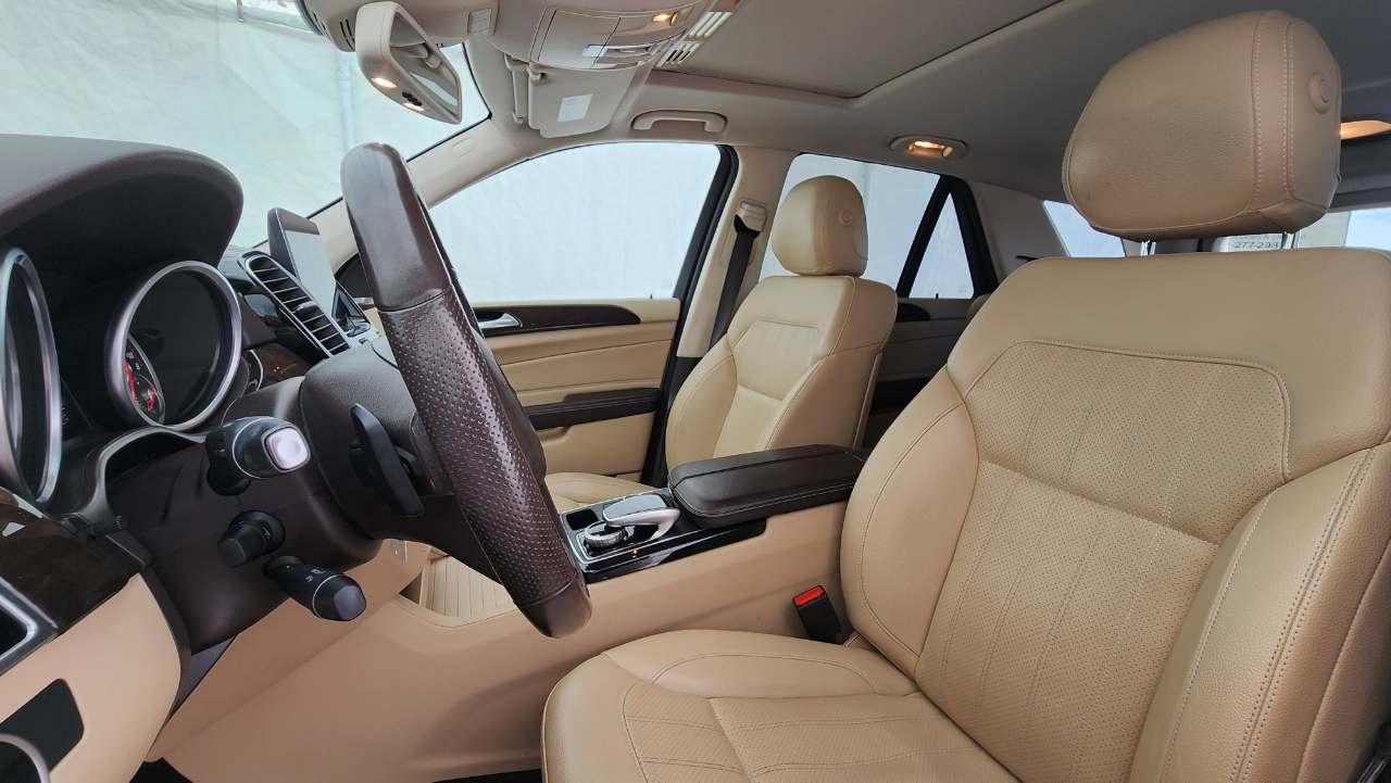 Mercedes-Benz GLE  2017