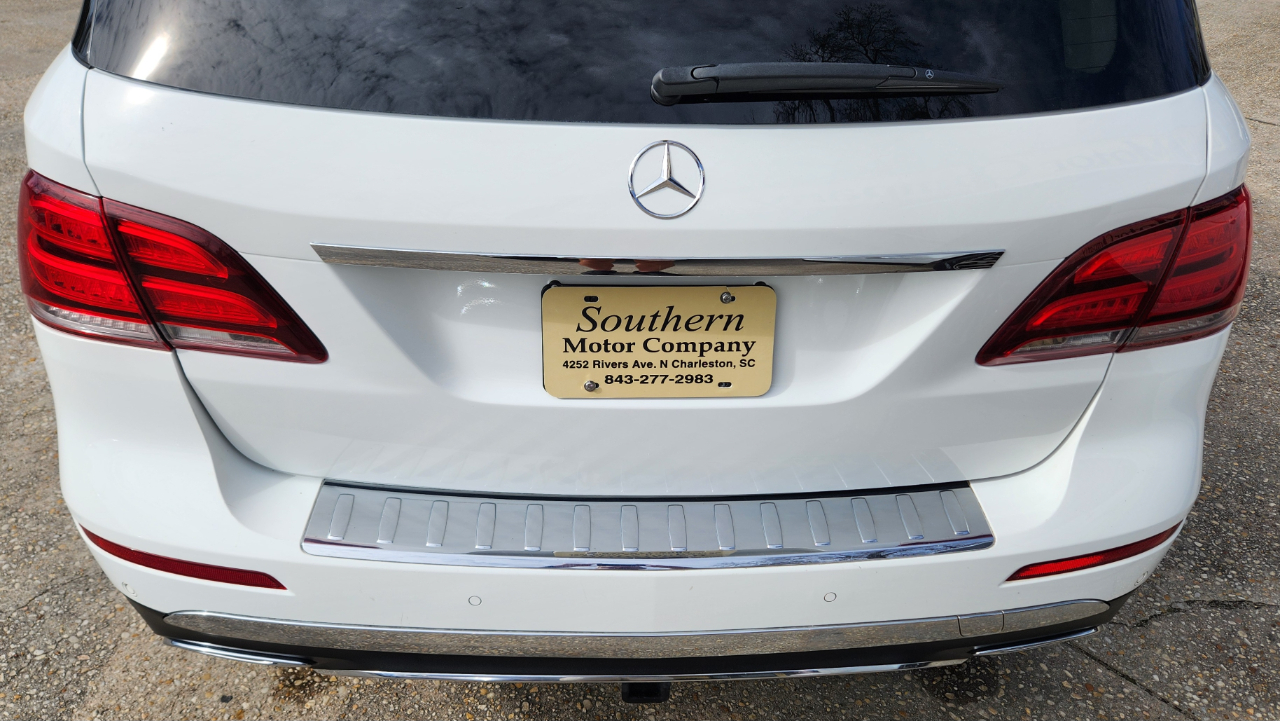 Mercedes-Benz GLE  2017