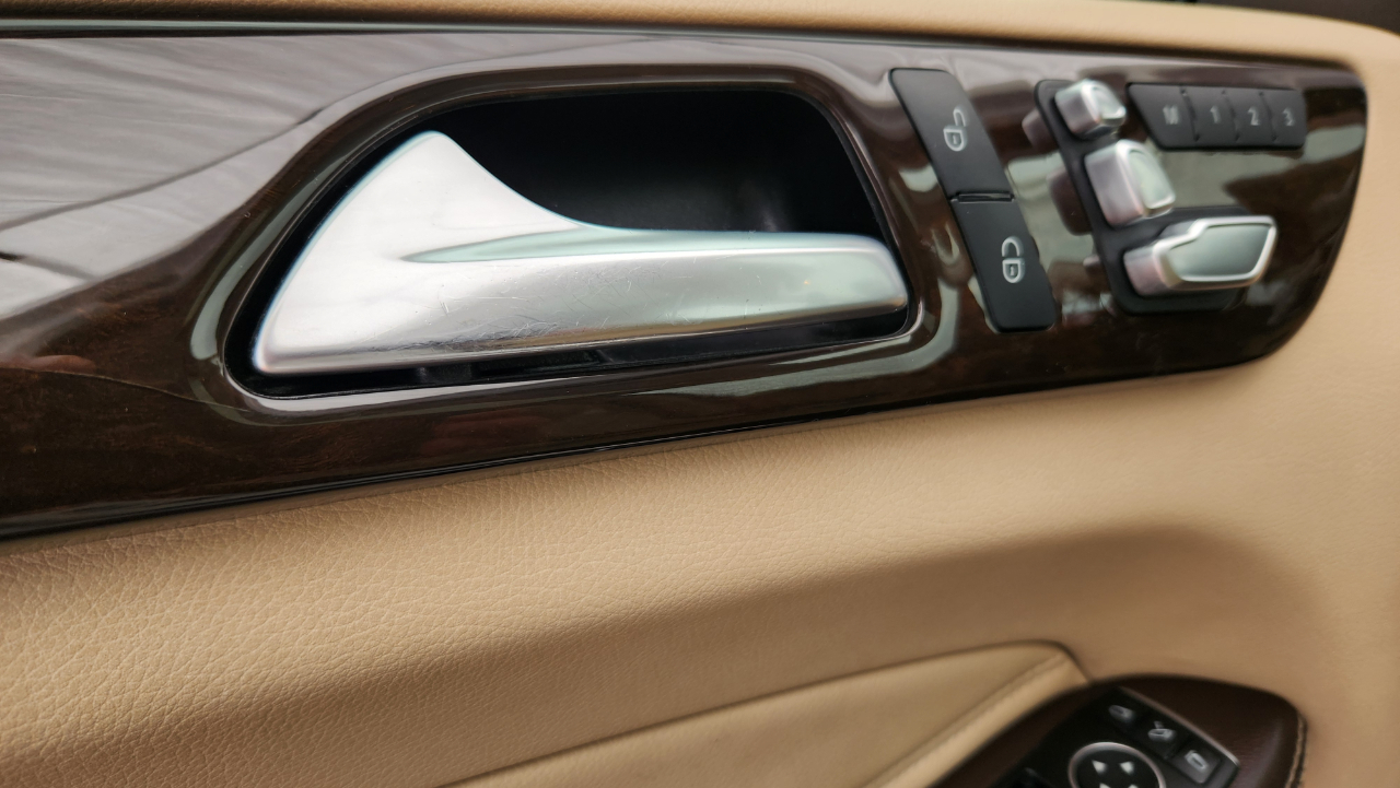 Mercedes-Benz GLE  2017