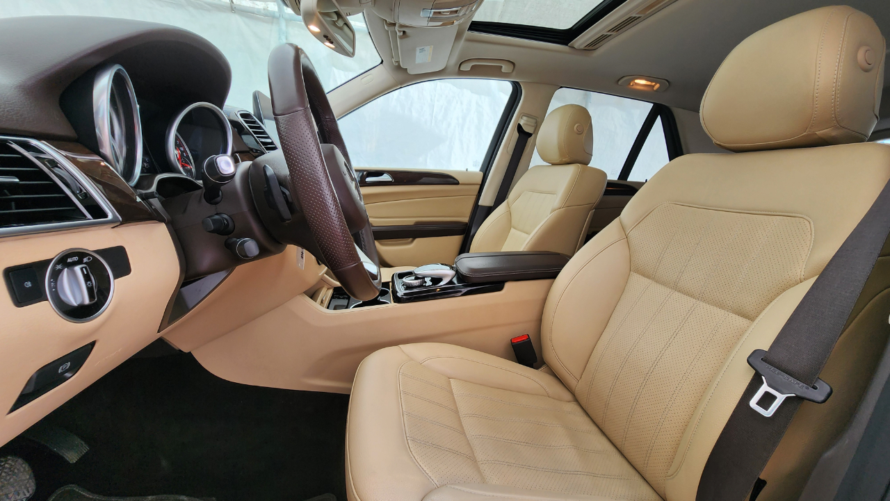 Mercedes-Benz GLE  2017