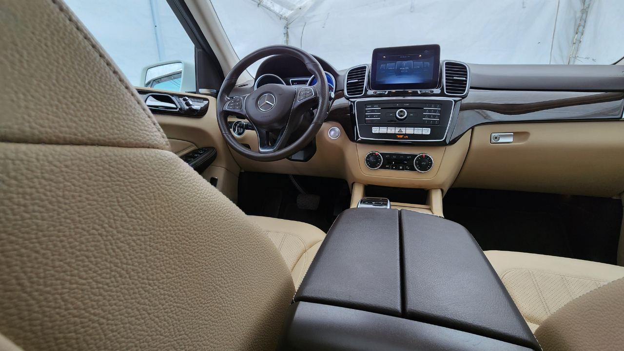 Mercedes-Benz GLE  2017