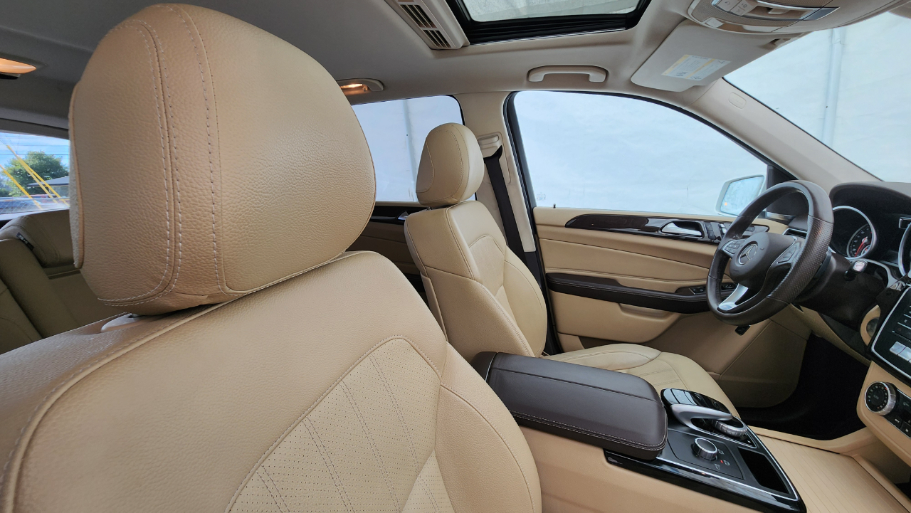 Mercedes-Benz GLE  2017