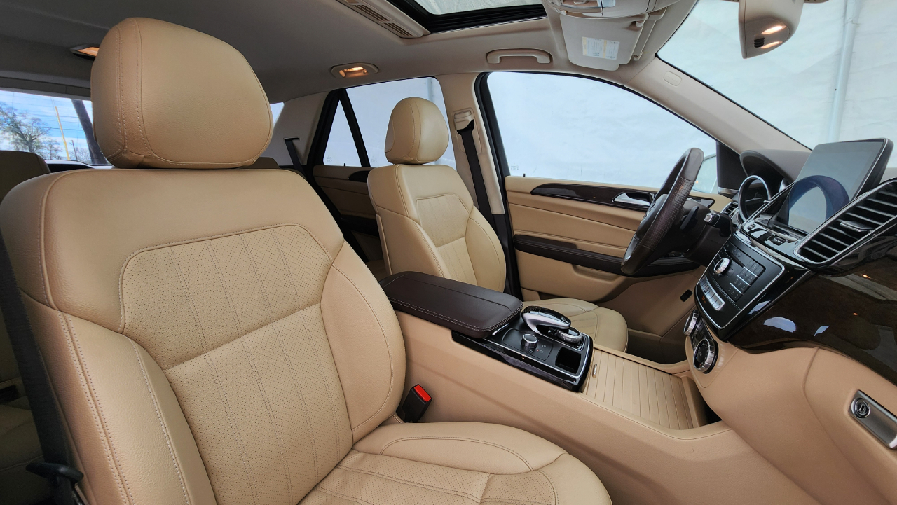 Mercedes-Benz GLE  2017