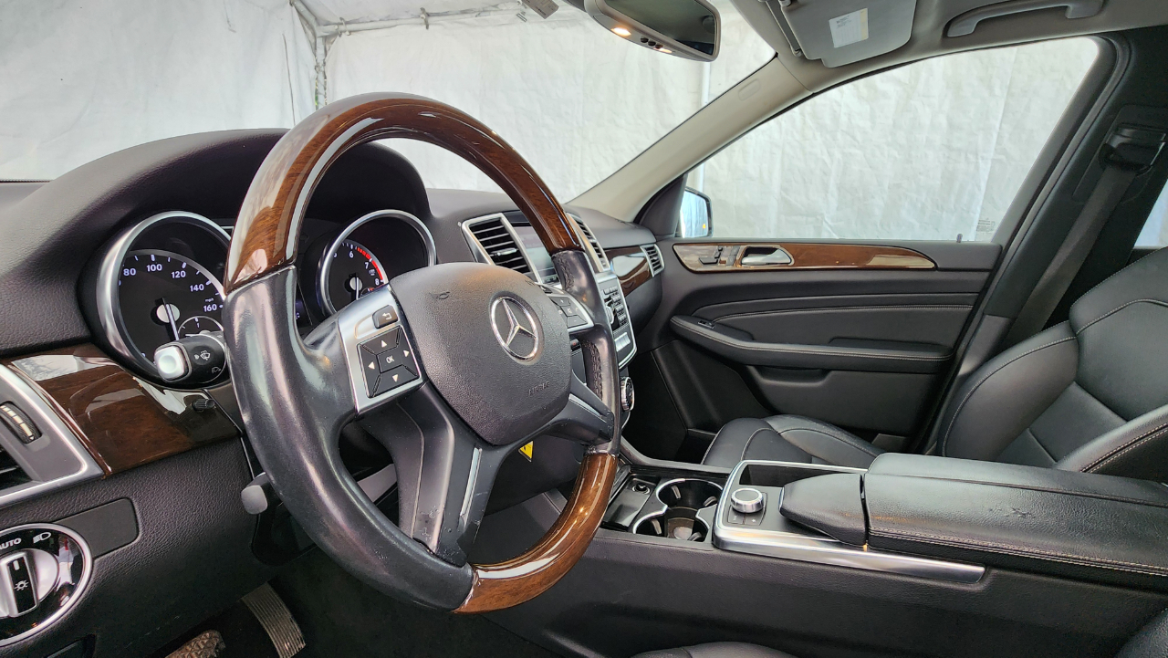 Mercedes-Benz M-Class  2015