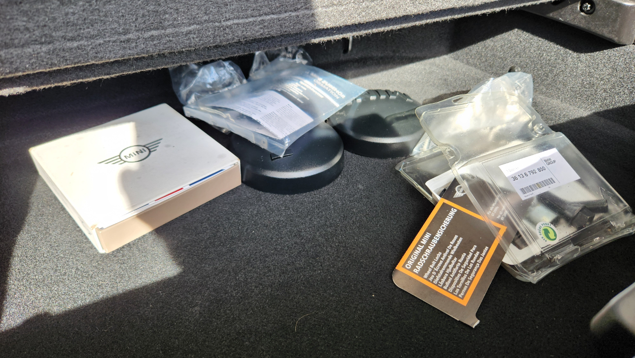 MINI Cooper Countryman ALL4 4dr John Cooper Works 2016