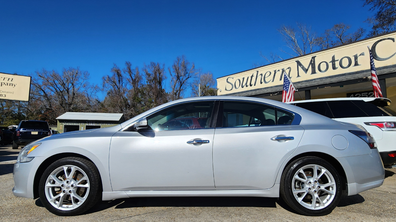 Nissan Maxima 3.5 SV 2013