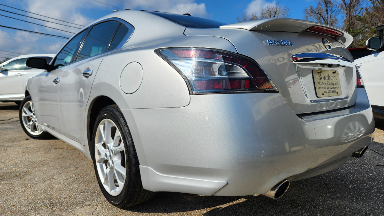 Nissan Maxima  2013