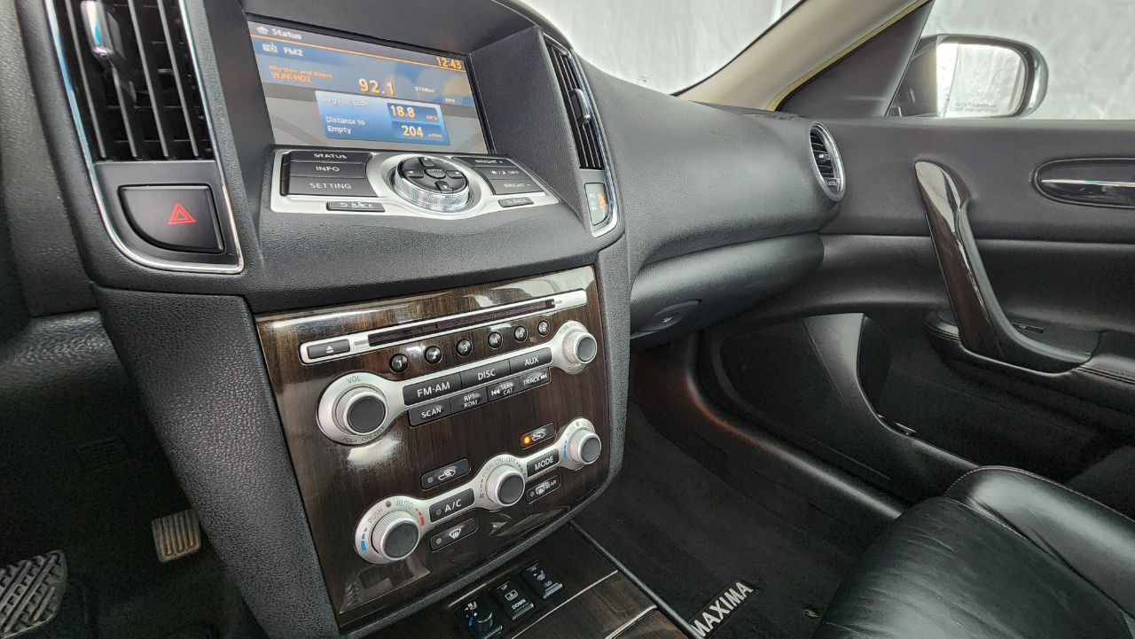Nissan Maxima  2013