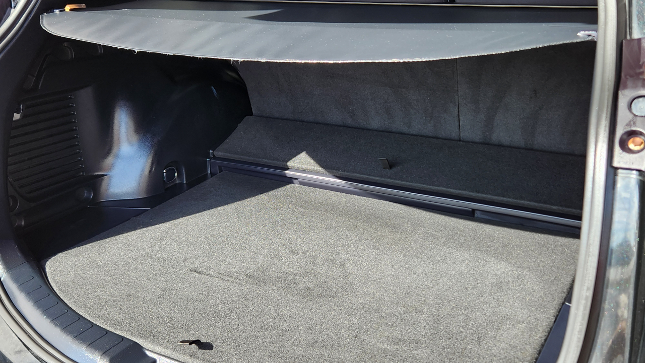 Toyota RAV4 Hybrid XLE 2016