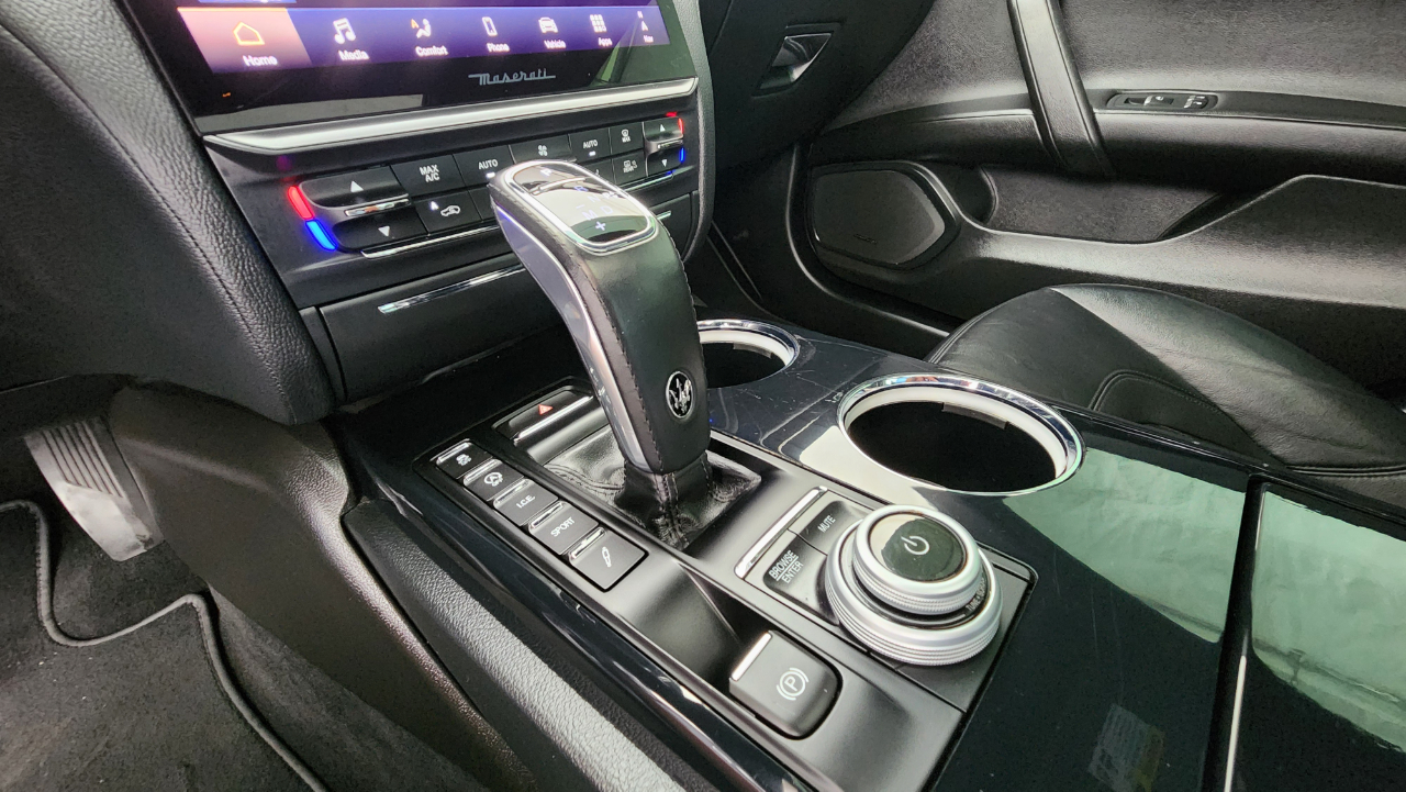 Maserati Quattroporte Modena 3.0L 2022