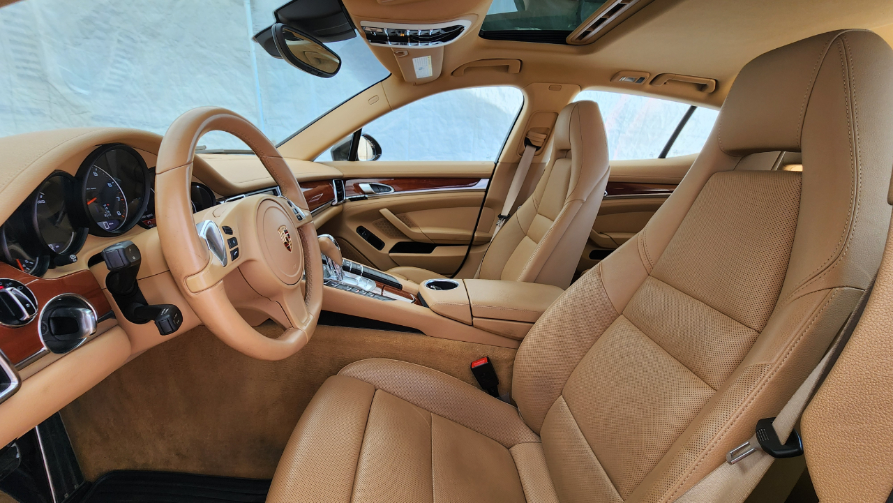 Porsche Panamera 4dr HB 2014