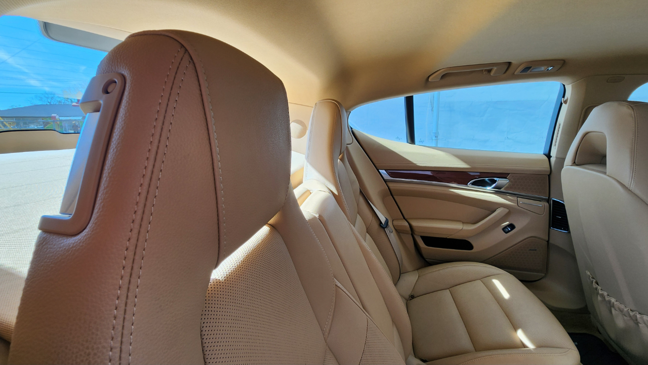 Porsche Panamera 4dr HB 2014