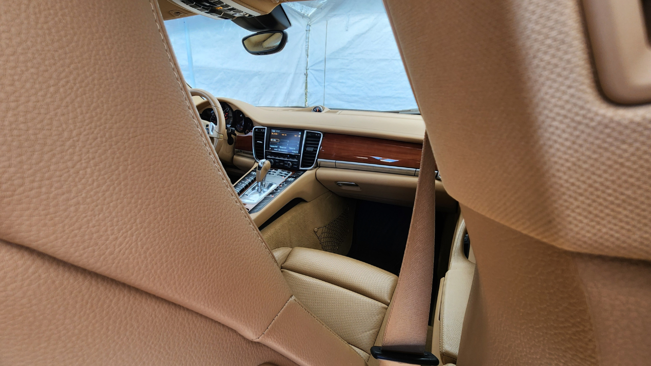 Porsche Panamera 4dr HB 2014