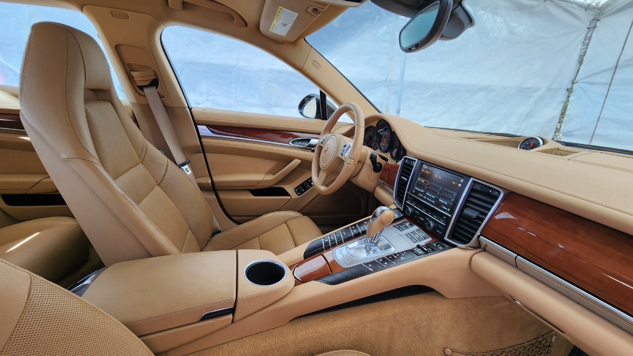 Porsche Panamera 4dr HB 2014