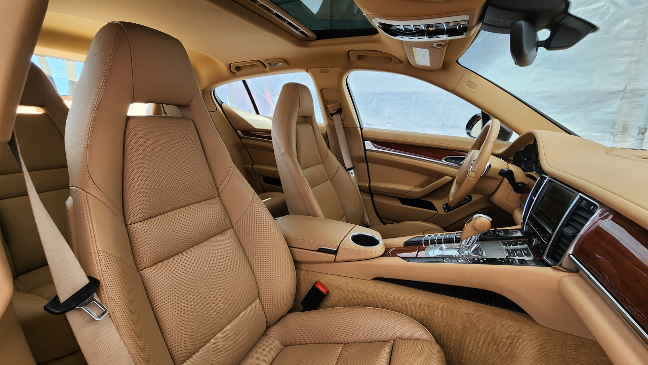 Porsche Panamera 4dr HB 2014