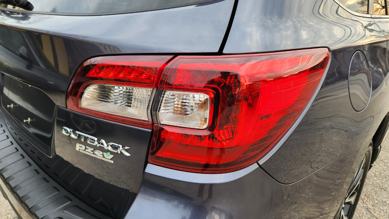 Subaru Outback 2.5i Limited 2016