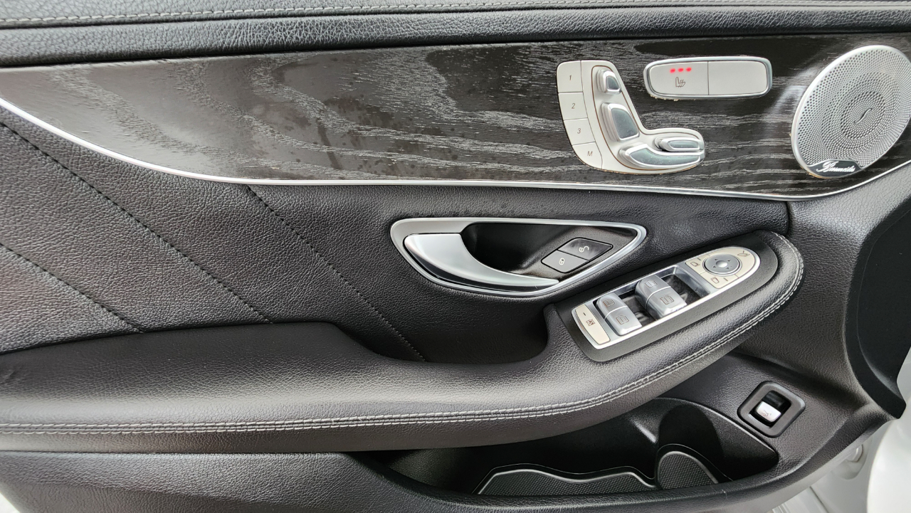 Mercedes-Benz C-Class  2016