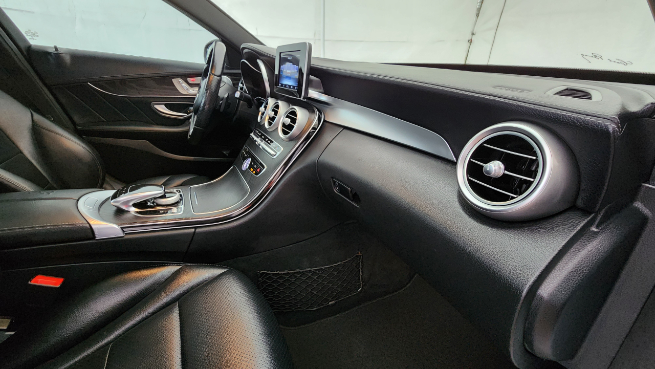 Mercedes-Benz C-Class  2016