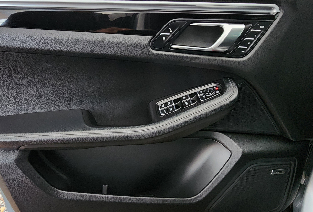 Porsche Macan S AWD 2017