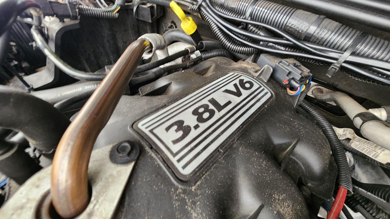 Jeep Wrangler 4WD 2dr Sport 2011