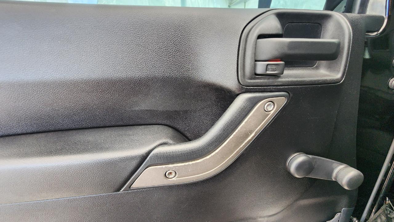 Jeep Wrangler 4WD 2dr Sport 2011