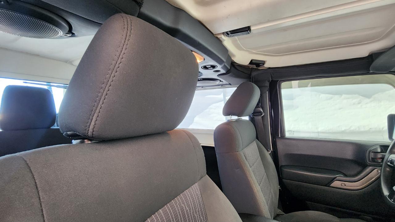 Jeep Wrangler 4WD 2dr Sport 2011