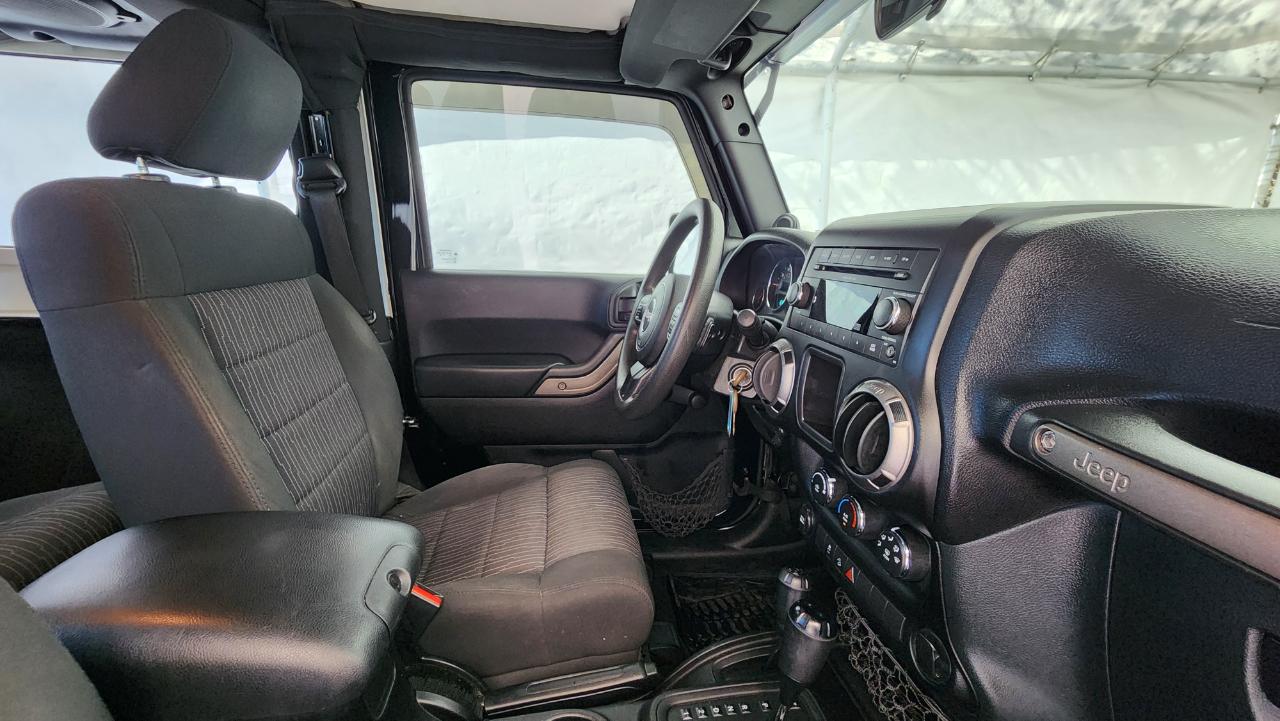 Jeep Wrangler 4WD 2dr Sport 2011