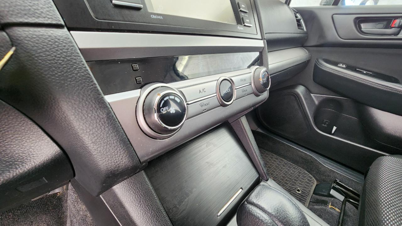 Subaru Outback 4dr Wgn 2.5i 2015