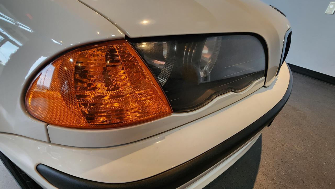 BMW 3 Series 323i 4dr Sdn 2000