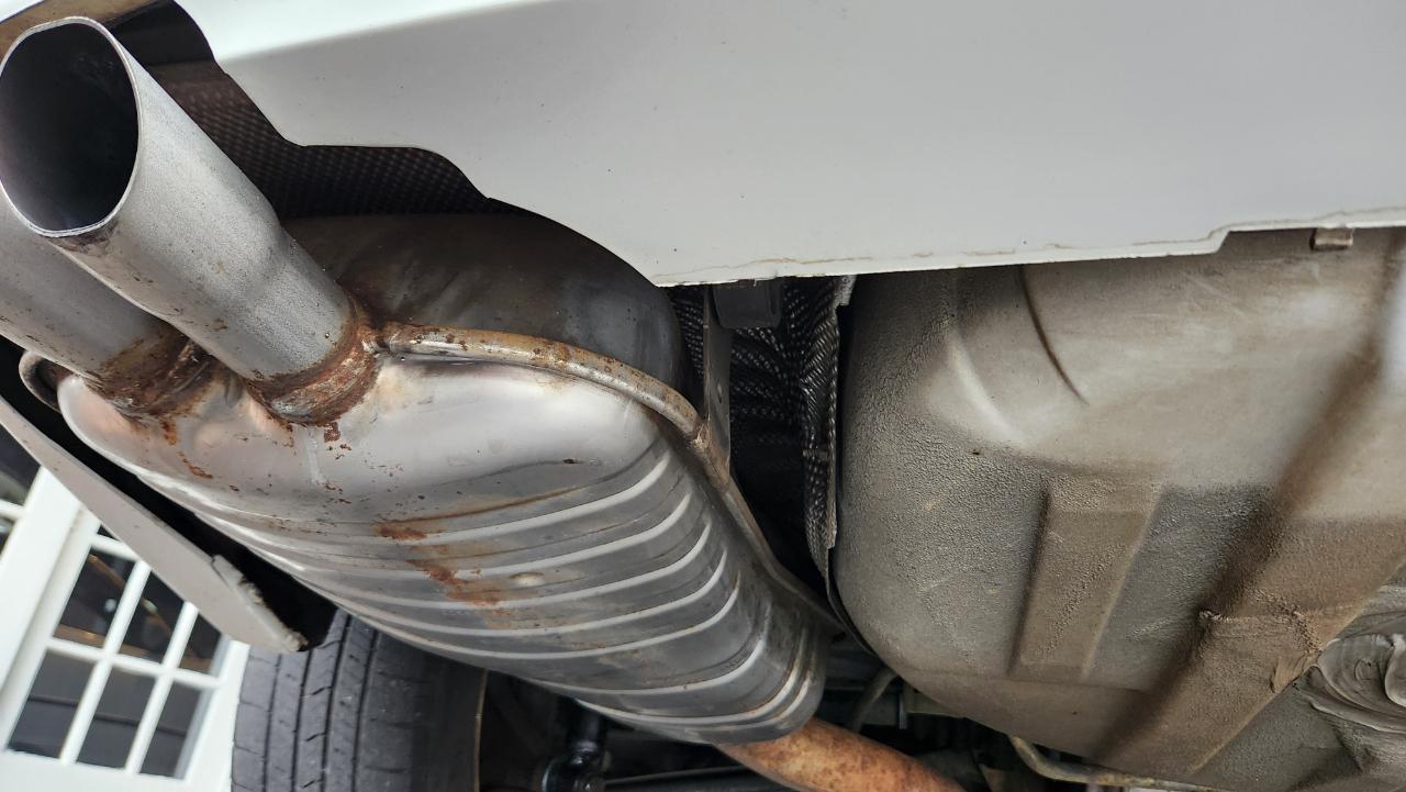 BMW 3 Series 323i 4dr Sdn 2000