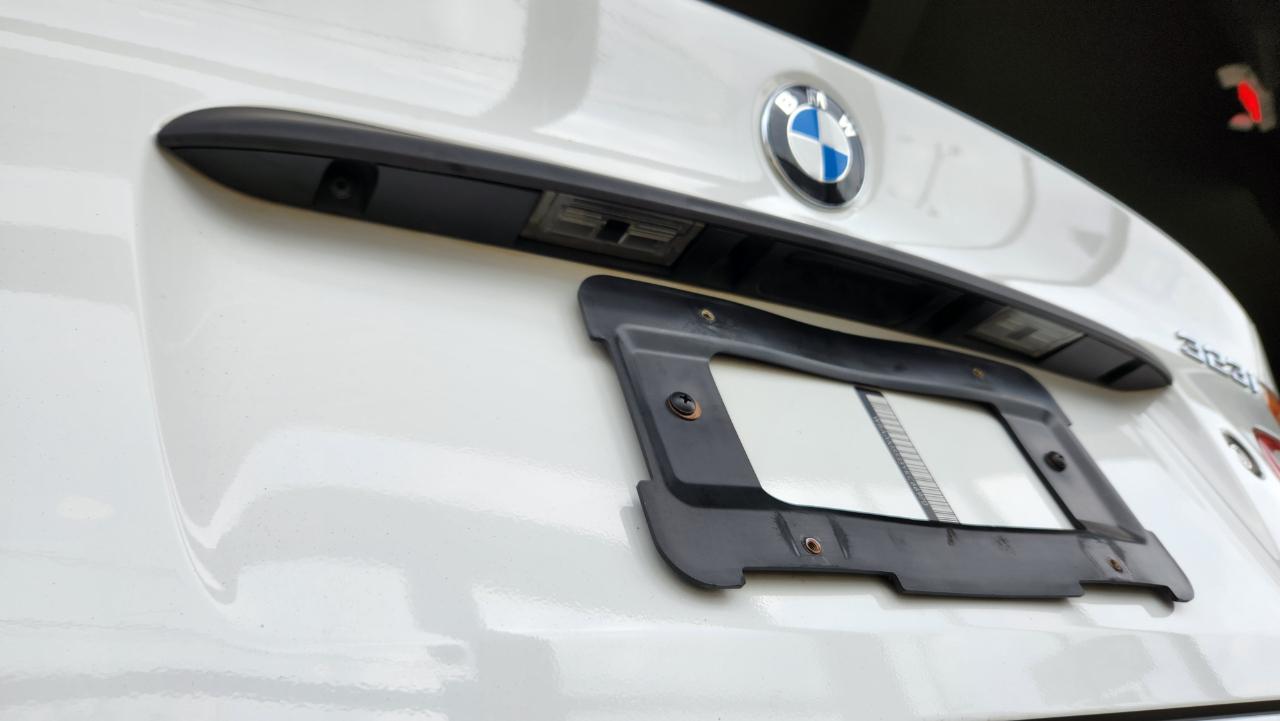 BMW 3 Series 323i 4dr Sdn 2000