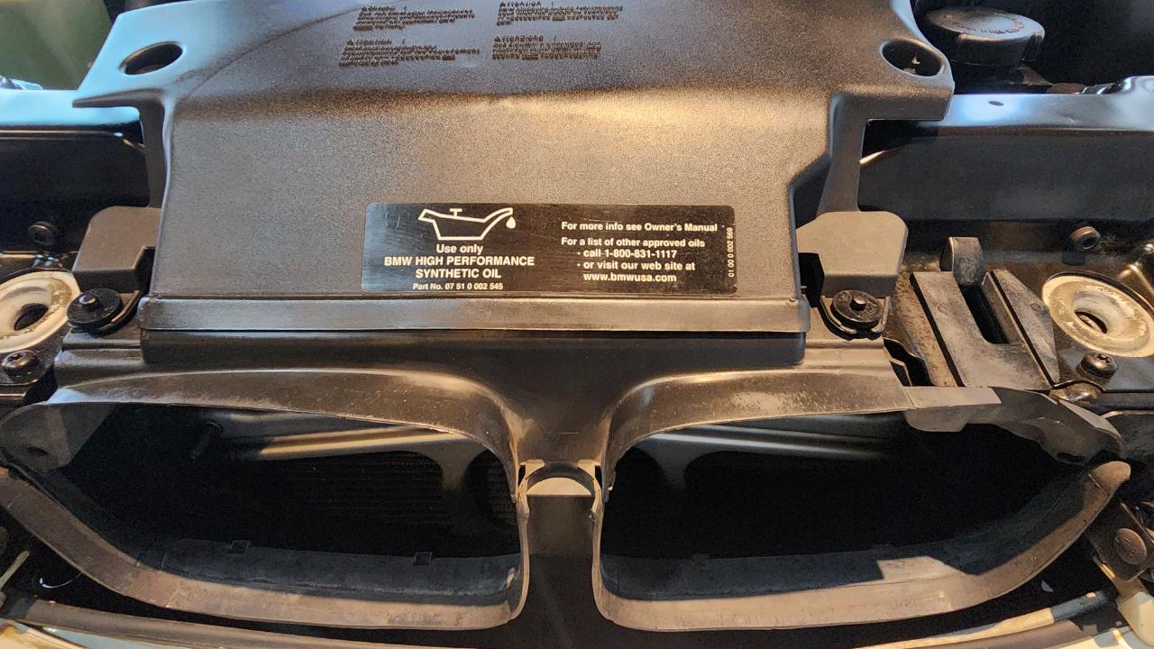 BMW 3 Series 323i 4dr Sdn 2000