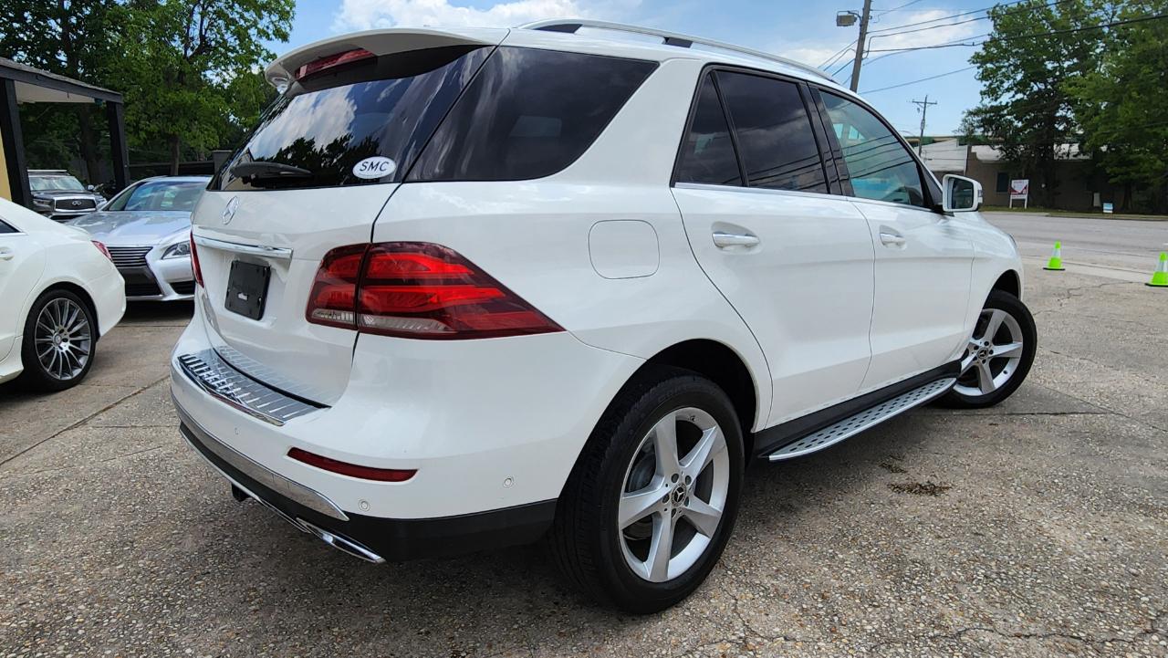 Mercedes-Benz GLE  2017