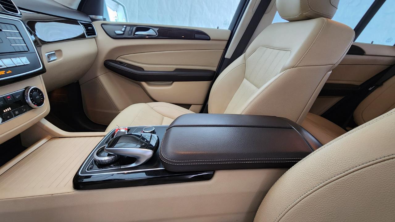 Mercedes-Benz GLE  2017