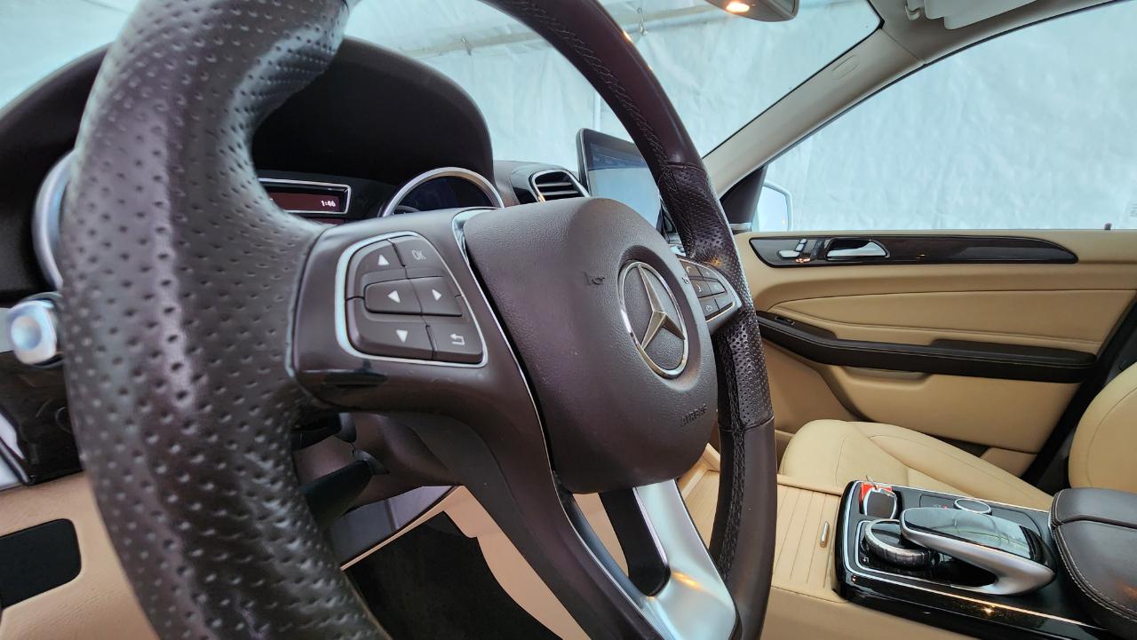 Mercedes-Benz GLE  2017