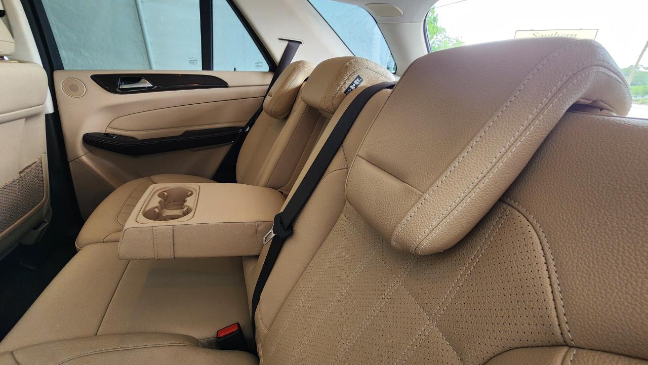 Mercedes-Benz GLE  2017
