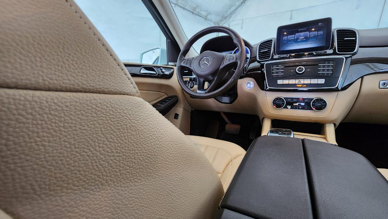 Mercedes-Benz GLE  2017
