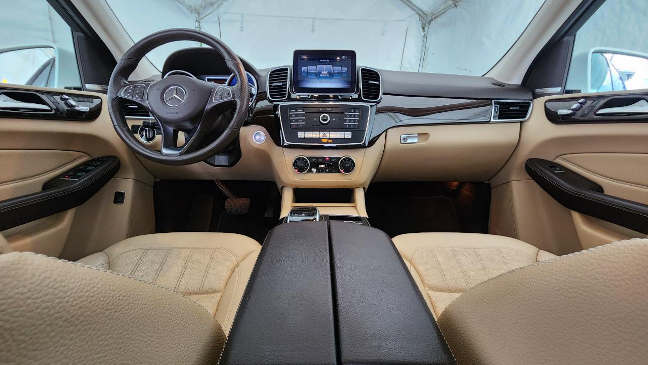 Mercedes-Benz GLE  2017