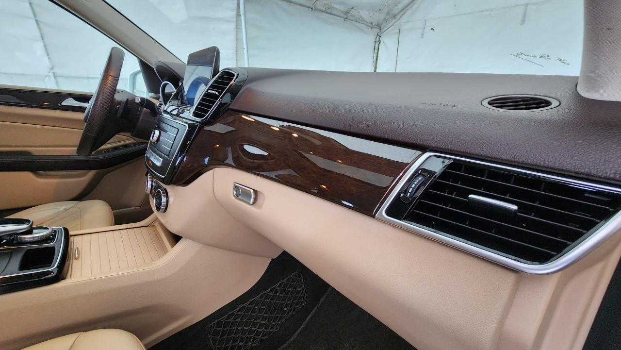 Mercedes-Benz GLE  2017