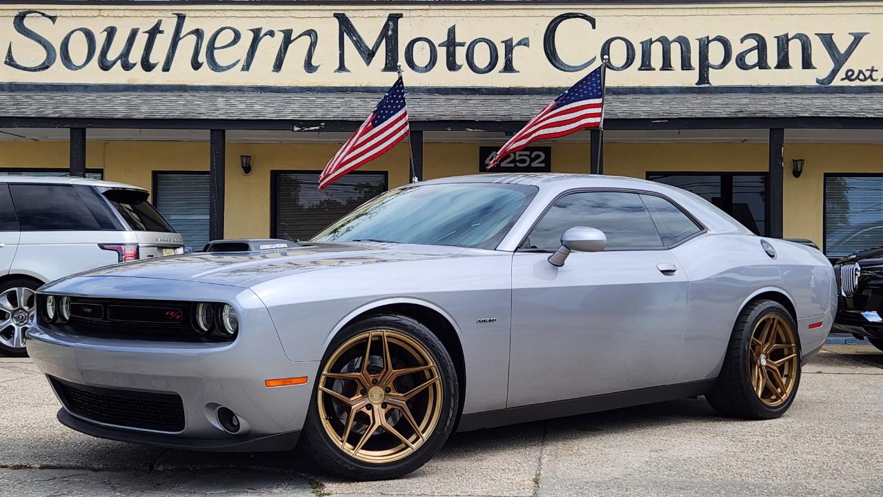 Dodge Challenger  2016