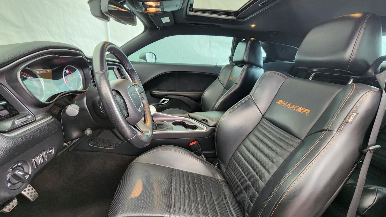 Dodge Challenger  2016