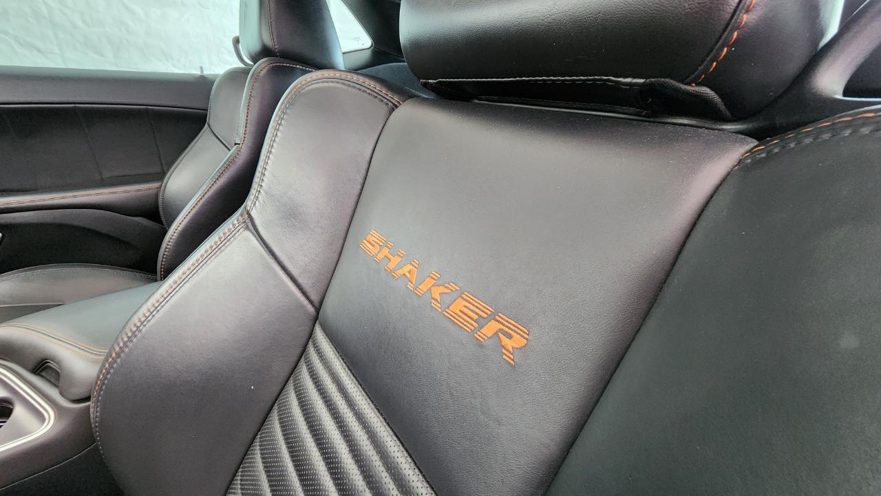 Dodge Challenger  2016