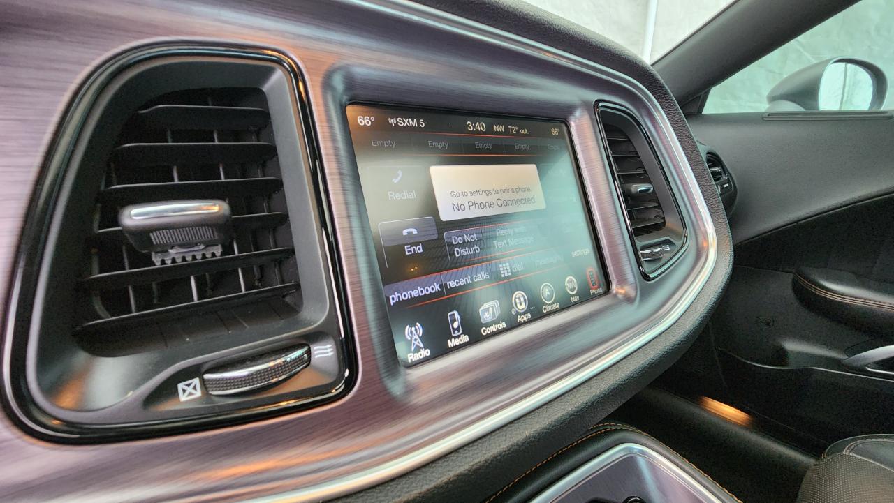 Dodge Challenger  2016