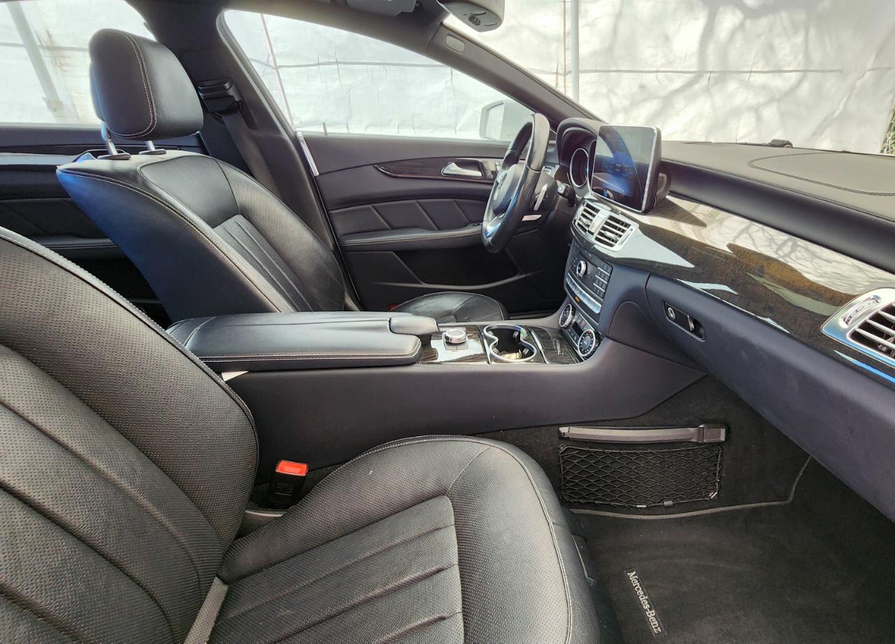 Mercedes-Benz CLS  2016