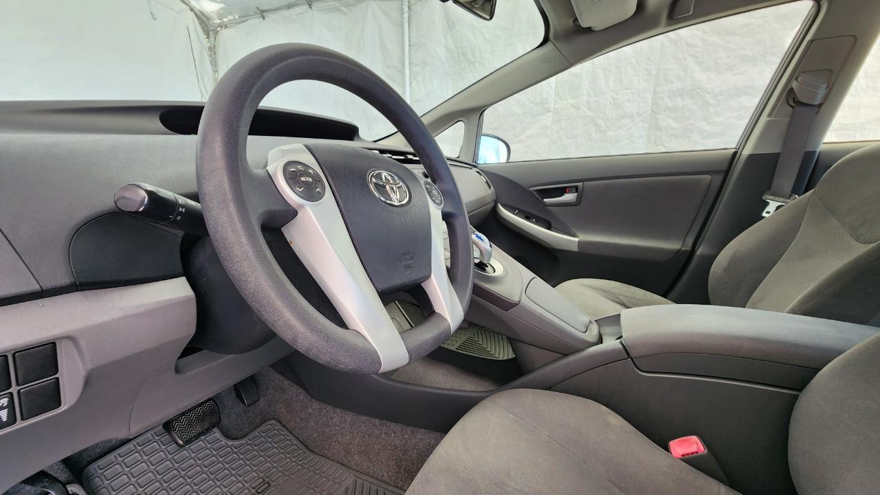 Toyota Prius Two 2010