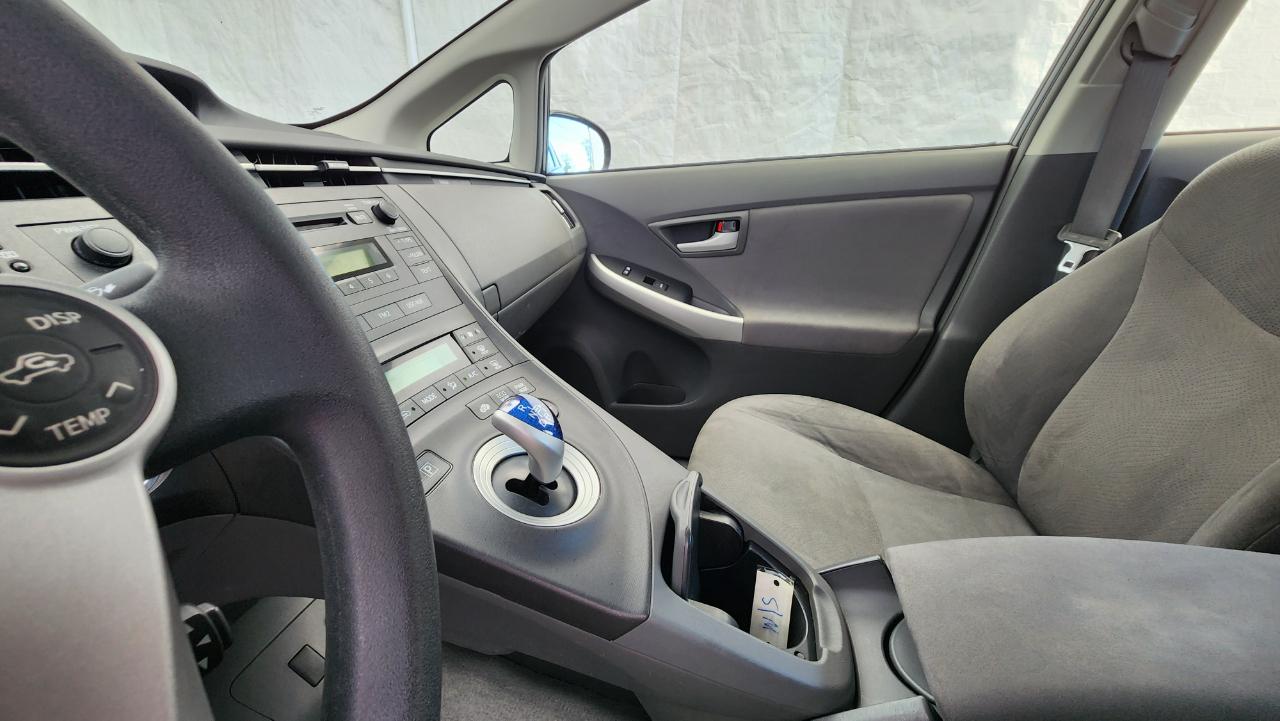 Toyota Prius Two 2010