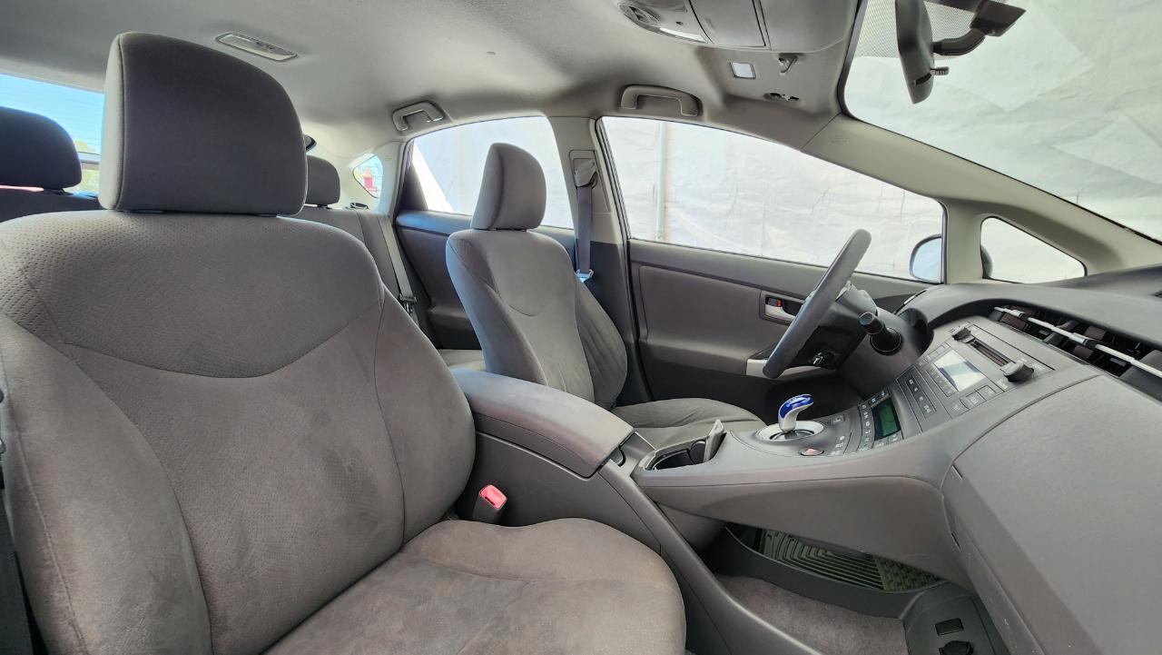 Toyota Prius Two 2010